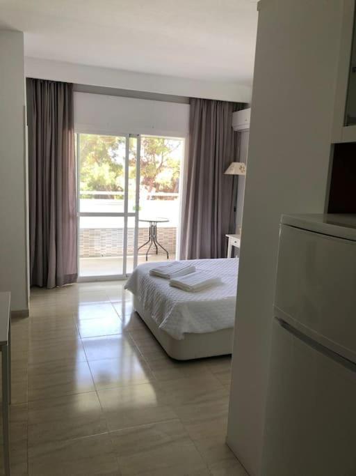 Estudio Torre De Andalucia Marbella Exteriör bild