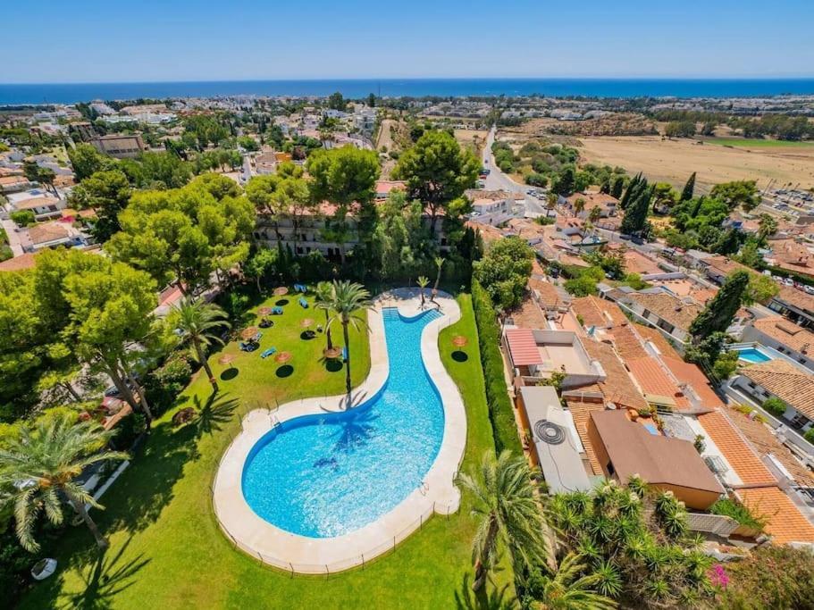 Estudio Torre De Andalucia Marbella Exteriör bild