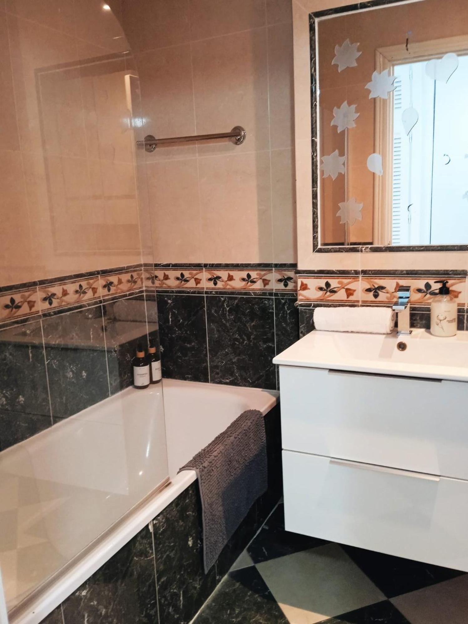 Estudio Torre De Andalucia Marbella Exteriör bild